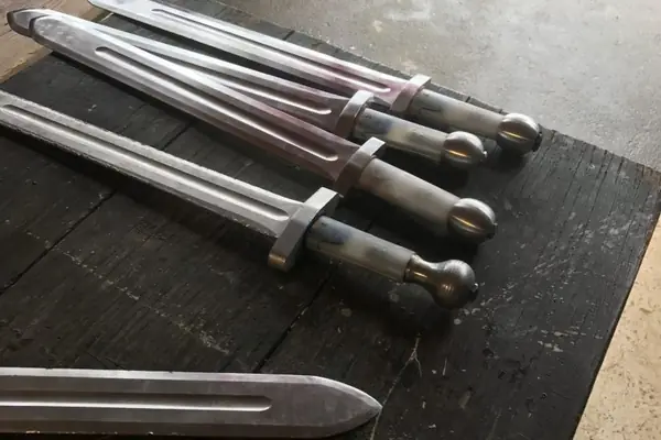 Puy du Fou – Glaives Connectés