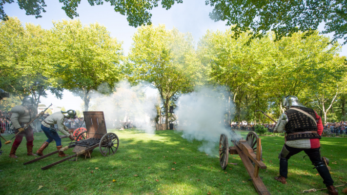 Le Siège de 1557 smoke effects
