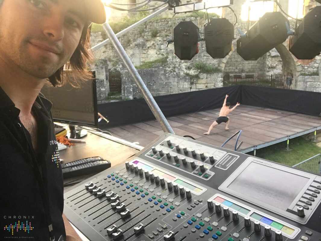 Notre Patrie, c’est l’Art — system setup